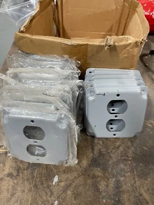 MULBERRY 11402 4” CUBIERTA CUADRADA 1 DÚPLEX RECPT *CANTIDAD 15* Foto 1 de 2