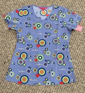 New Mercy Kids Scrubs Top Beyond scrubs Beyond Scrubs Size Small - Picture 1 of 3