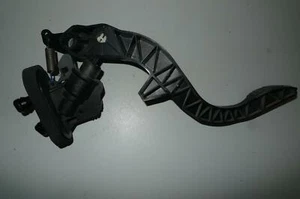 Gaspedal Pedal elektrisches Gas schwarz Ford Fiesta V PA66-GF35 - Bild 1 von 4