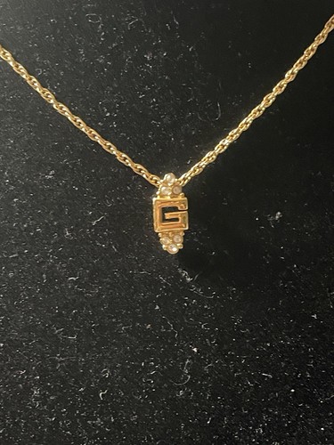 Collana Givenchy autentica placcata oro con piccolo ciondolo G Usata