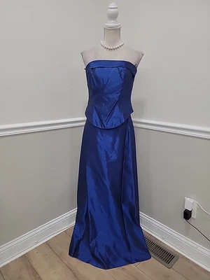 Vestido Formal Vintage Loralie Y2K Azul Real Iredesent Tafetán Hombro Fuera Baile de graduación  Foto 1 de 4