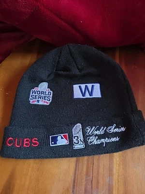 Gorro tejido Chicago Cubs 3x Campeones MLB Serie Mundial Parche Nueva Era Muy Raro Foto 1 de 4
