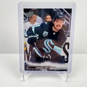 2022-23 Upper Deck Serie 1 Hockey Brandon Tanev #153 Seattle Kraken NHL - Imagen 1 de 2
