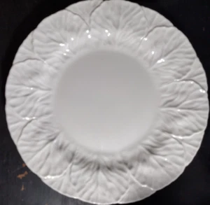 Coalport Wedgwood Countryware 121/4" Runde Hackplatte Weiß Englisch Bone China - Bild 1 von 3