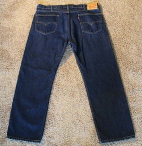 Levis 505 Regular Fit Jeans Medium Blue Stonewash  Size 40 x 30 - Picture 1 of 6