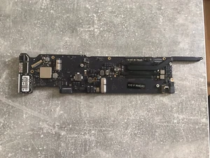 Apple MacBook Air 13“ 2017 I5 1,8 Ghz 8gb Ram Logic board - Bild 1 von 8