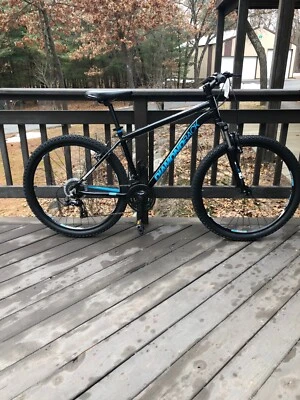 DIAMONDBACK Sorento 27.5 wheels,18-inch frame Mountain Bike Black - Image 1 of 4