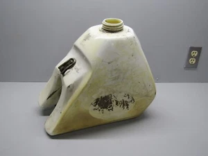 1994 HONDA XR250R GAS TANK 17520-KCV-670ZA - Picture 1 of 7