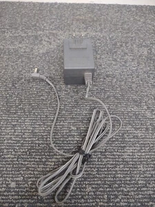 Panasonic POLV1 AC/DC Adapter Class 2 Netzteil | 120V-60hz 90mA | 9V 500mA - Bild 1 von 3