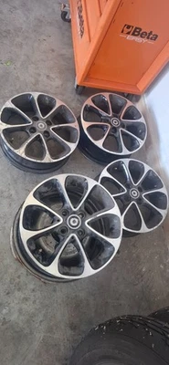 4 CERCHI IN LEGA ORIGINALI RAGGIO 16 SMART FORTWO 453 NERO LUCIDO DIAMANTATO - Immagine 1 di 4