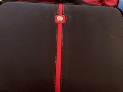 Wenger Swissgear 16 Pulgadas Nuevo Laptop Bandolera Bolso Estuche  Foto 1 de 3