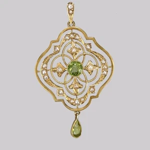 Art Nouveau Peridot and Seed Pearl Pendant 15ct Gold Antique Edwardian ca 1905 - Picture 1 of 6
