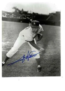 Los Angeles Dodgers Stan Williams autographed 8x10 action photo - Picture 1 of 1