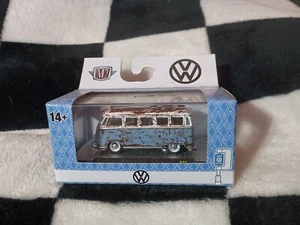 2024 M2 MACHINES 1958 VW MICROBUS 15 WINDOW USA MODEL BARN FIND RUSTY R85 - Picture 1 of 1