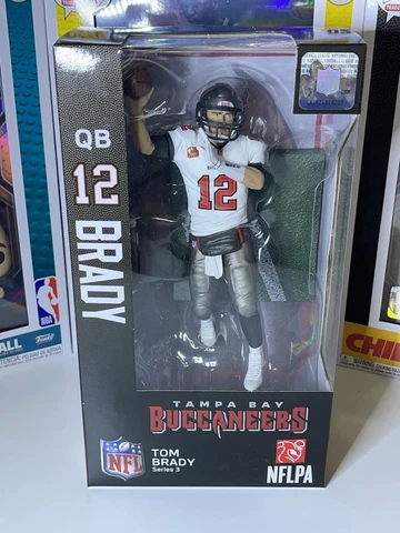 Tom Brady Tampa Bay Buccaneers NFL Imports Dragon Series 3 Figure Cover