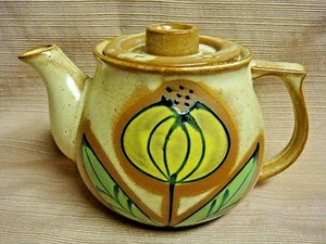Graziosa e perfetta TEIERA VINTAGE CERAMICA 4 tazze - design dipinto a mano e ottime linee - Foto 1 di 12