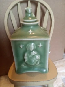 JAIS NIELSON Green Ceramic Jar Virgin Mary & Jesus & 3 Wise Men - Picture 1 of 12