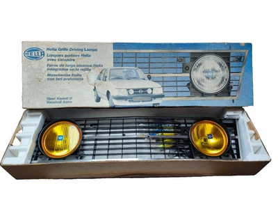 Grille Radiateur Calandre Opel Kadett D. Astra Panneau Avec Brouillard Hella - Photo 1/4