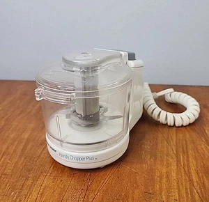 Black & Decker Handy Chopper Plus HC3000 White Countertop Food Processor Tested - Picture 1 of 8