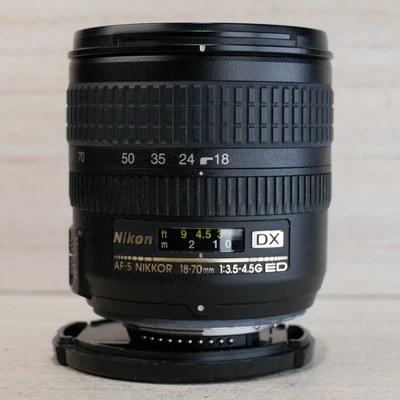 Nikon Zoom 18-70mm DSLR Camera Lens for D80 D90 D200 *TESTED* Tacky Grip - Image 1 of 4