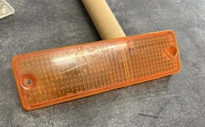 80-86 Nissan Datsun 720 грузовик OEM передний бампер поворотник мигалка объектив 3125 L - Изображение 1 из 4