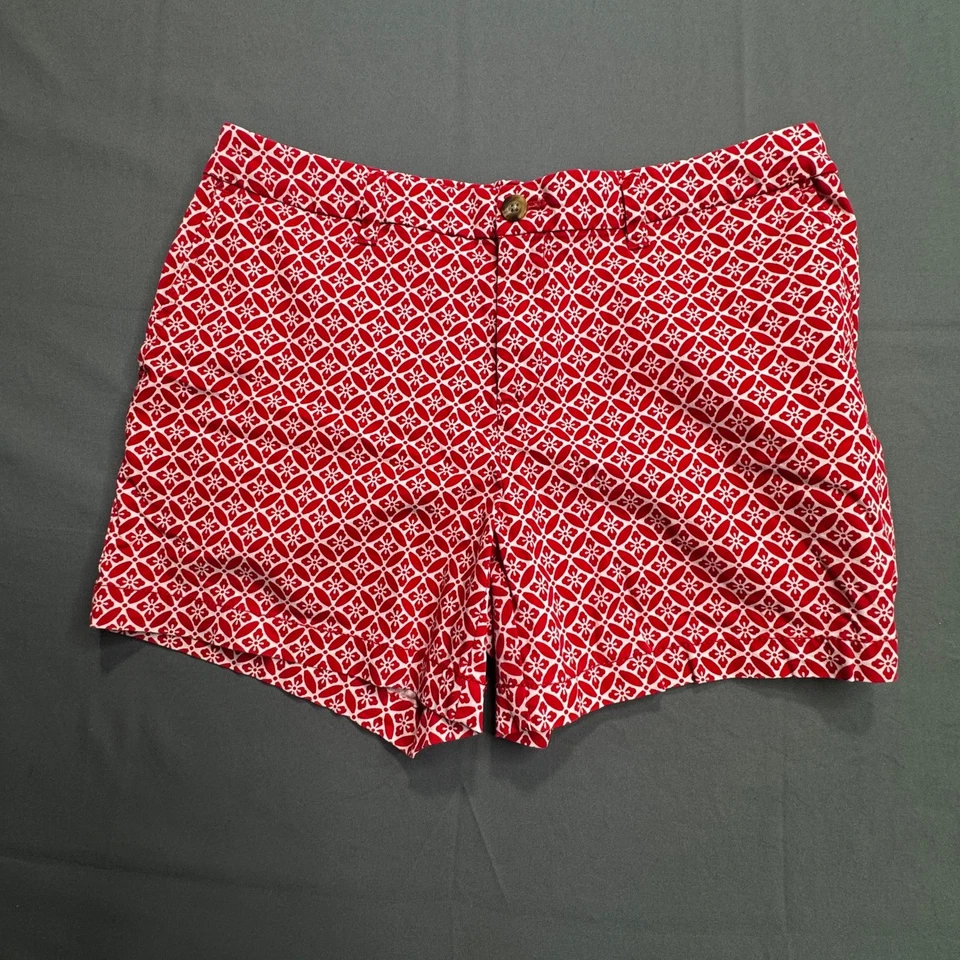 褪色荣耀女式红色白色几何印花短裤 12 码弹力波西米亚 — 第 1/4 张图片