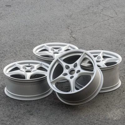 Juego de llantas originales Porsche 911 996 Carrera 18" pulgadas OEM 2002 003 2004 2005 Foto 1 de 4