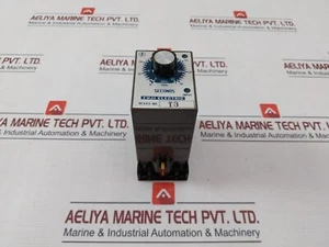 FUJI ELECTRIC ATM2PAD Motor Timer With Base 0-60Sec 110V 50/60HZ - Picture 1 of 9