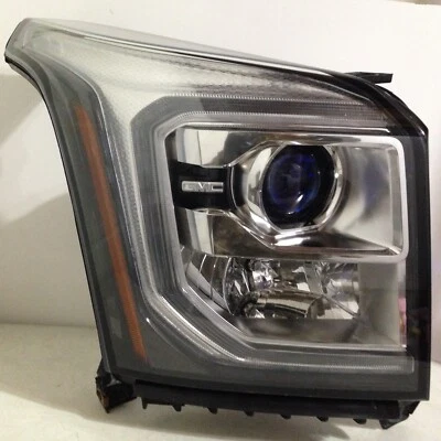 Faro lateral derecho GMC Yukon/XL 2015-2020 pasajero halógeno no oculto OEM brillante Foto 1 de 4