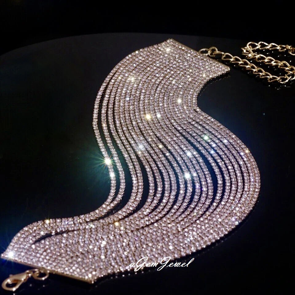 Colar Gargantilha Multi-corrente Banhado a Ouro 18k Feito com Elementos Swarovski Cristal - Imagem 1 de 4