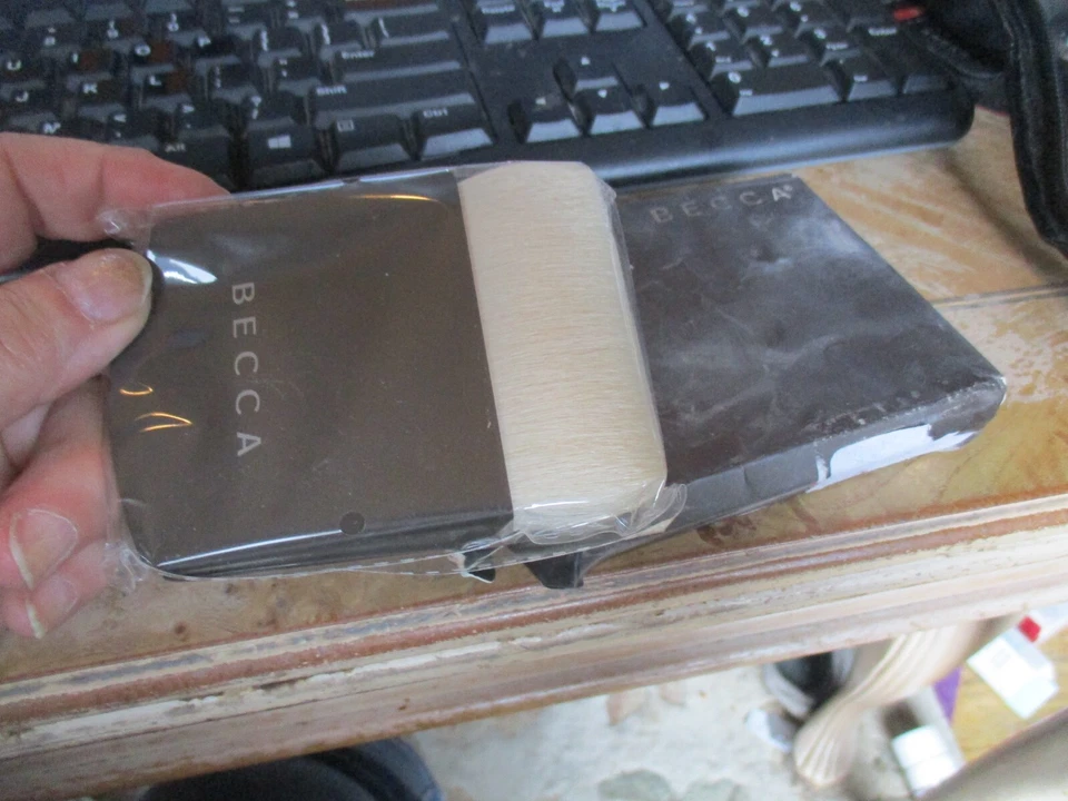 Becca The One Cepillo Perfeccionador Maquillaje Cosméticos Nuevo Foto 1 de 1