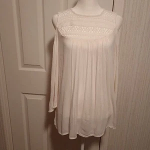Knox Rose Damen Cold Shoulder Tunika Größe S Weiß Spitze Schlüsselloch Rüschen Preppy GUC - Bild 1 von 15