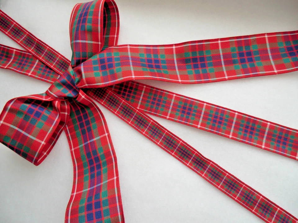 BERISFORDS CLAN TARTAN RIBBON FRAZER, 40 25 16mm BURNS WEDDING CRAFT CAKES HAIR