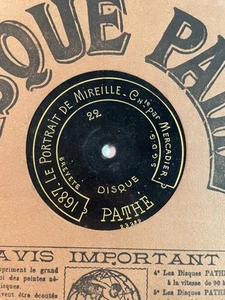 Disque Pathe 1687 1696 Je Suis Le Passeur Du Printemps Le Portrait De Mireille - Imagen 1 de 3