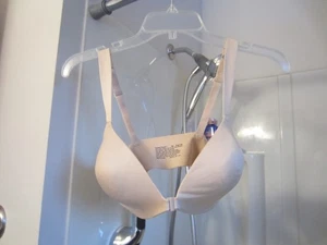 NWOT women's wireless front closure bra Barely There Size L beige color - Picture 1 of 13