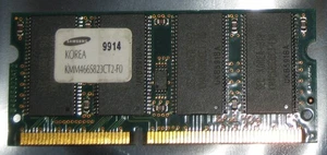 64MB SAMSUNG SDRAM 66MHz PC-66 SO-DIMM 144-pol. CL2 KMM466S823CT2-F0 3,3V - Bild 1 von 1