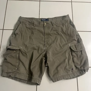 Polo Ralph Lauren Cargo Shorts Men’s 38 Olive Green Utility Workwear Distressed - Picture 1 of 8