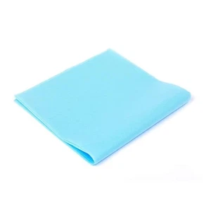 Tovaglia 160x240 cm TNT Monouso Turchese – Ideale per Buffet e Feste Compleanno - Foto 1 di 4