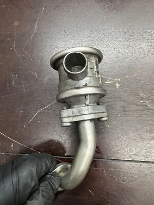 Оригинальный комбинированный клапан Audi S6 S5 4G S7 4G A8 4H 4.0 TFSI 079131101AE - Изображение 1 из 4