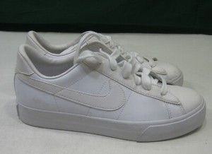 Nike Sweet Classic White Athletic Shoes 