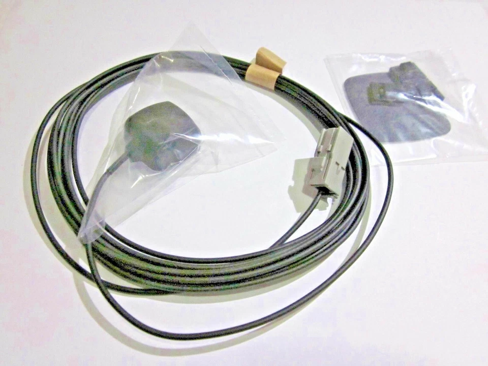 ORIGINAL ALPINE INA-W900 GPS ANTENNA INAW900BT NEW OEM - Image 1 of 1