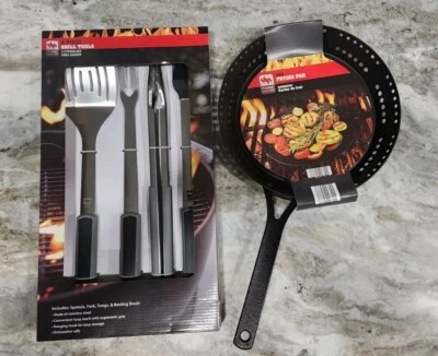 RANGE MASTER 4 PIECE GRILL TOOLS SPATULA FORK TONGS BASTING BRUSH + FRYING PAN - Image 1 of 4