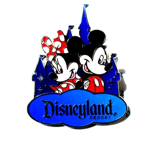 MICKEY & MINNIE MOUSE - SLEEPING BEAUTY CASTLE - WALT DISNEY TRAVEL CO 2016 Pin - Picture 1 of 2