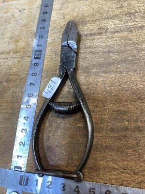 n° 481 OUTIL ANCIEN, old tool  pince Coupante - Photo 1/4
