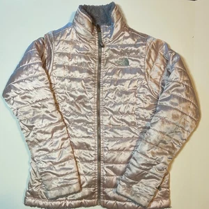 North Face Girls Large 14/16 Reversible Jacket Pink/Gray Sherpa Mossbud Puffer - Picture 1 of 11