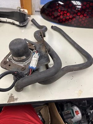 Pontiac Firebird 1998-2002 transmisión automática, Camaro Z28 LS1 bomba de smog con mangueras  Foto 1 de 4