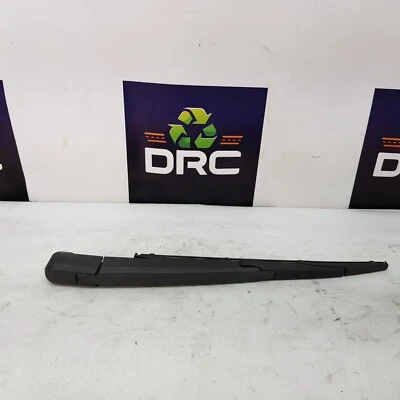 VAUXHALL ASTRA J MK6 09-15 HATCHBACK REAR TAILGATE BOOT WINDSCREEN WIPER & ARM  - Image 1 of 4