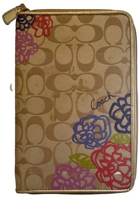 Funda Tablet Coach Vintage Edición Amapola Jacquard Firma C Caqui Multicolor Foto 1 de 4