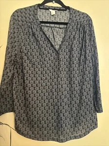 H & M Sz XL V Neck Button Black White Geometric Design 3/4 Sleeve Thin Top - Picture 1 of 10