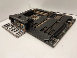 Placa madre ASUS SABERTOOTH Z87 Socket LGA1150 DDR3 ATX con protector de E/S - Imagen 1 de 5